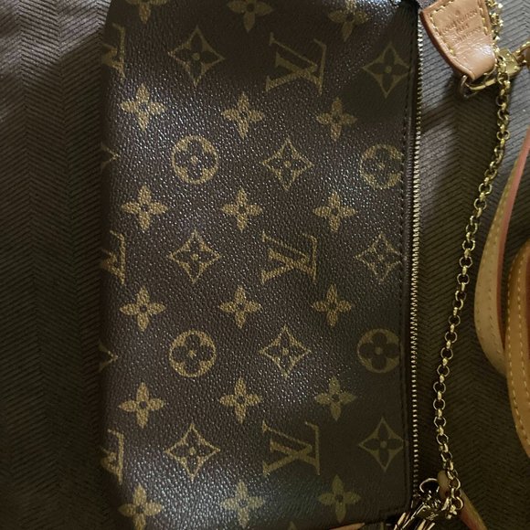 Louis Vuitton Small Purse authentic - Picture 4 of 8